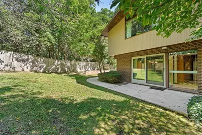 7 Arnold Rd, Wellesley, MA 02481 - Photo 32