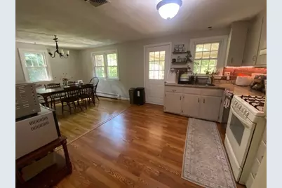 64 Haverhill St, Reading, MA 01867 - Photo 4