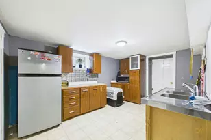 249 Central Ave, New Bedford, MA 02745 - Photo 30