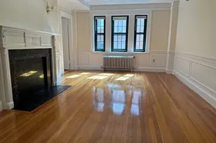 124 Bowdoin, Boston, MA 02108 - Photo 2