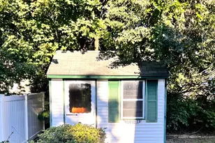 109 Pilgrim, Springfield, MA 01118 - Photo 34