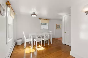 8 Lewis Ct, Gloucester, MA 01930 - Photo 4