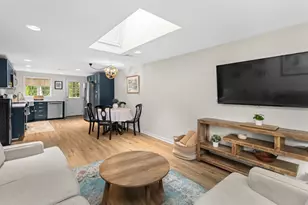 21 Shepard Ave, Pembroke, MA 02359 - Photo 10