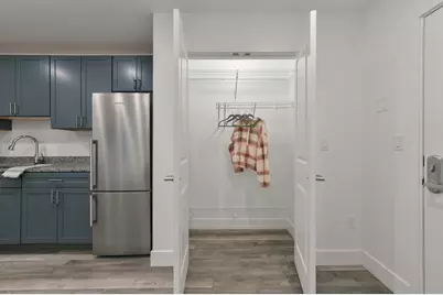 585 Essex St #519, Lynn, MA 01902 - Photo 6