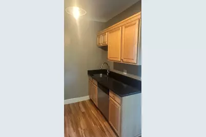 22 High St #3, Salem, MA 01970 - Photo 8