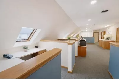 200 Center St #16, Ludlow, MA 01056 - Photo 4