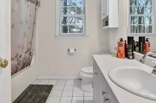 1 Knowlton Cir, Upton, MA 01568 - Photo 20