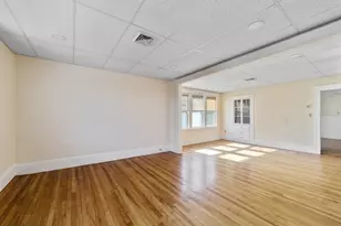 141 Cambridge St, Worcester, MA 01603 - Photo 2