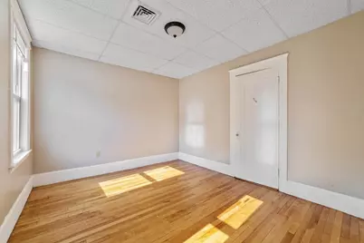 141 Cambridge St #1, Worcester, MA 01603 - Photo 6