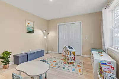 6 Greenhalge St, Worcester, MA 01604 - Photo 28