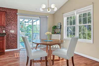 6 Greenhalge St, Worcester, MA 01604 - Photo 6