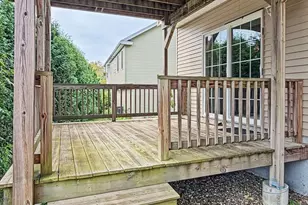 6 Greenhalge St, Worcester, MA 01604 - Photo 16