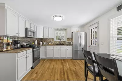1392 Old Pleasant St, Bridgewater, MA 02324 - Photo 10
