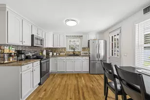 1392 Old Pleasant St, Bridgewater, MA 02324 - Photo 10