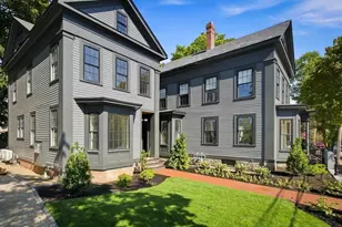 92 Federal St, Newburyport, MA 01950 - Photo 2