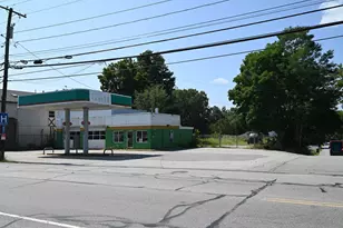 360 Mammoth Rd, Lowell, MA 01854 - Photo 1