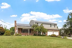 53 Hardy Dr, Leominster, MA 01453 - Photo 1