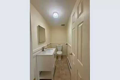 21-23 Pratt St #21, Melrose, MA 02176 - Photo 14