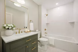 68 Rowe St, Boston, MA 02131 - Photo 4