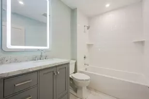 68 Rowe St, Boston, MA 02131 - Photo 10
