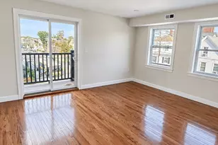 926 Broadway, Chelsea, MA 02150 - Photo 4