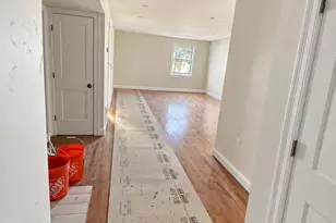 926 Broadway, Chelsea, MA 02150 - Photo 2