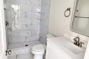 926 Broadway, Chelsea, MA 02150 - Photo 6