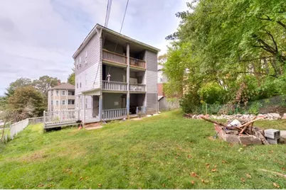 27 Rodney St, Worcester, MA 01605 - Photo 34