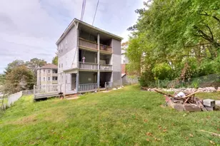 27 Rodney St, Worcester, MA 01605 - Photo 34