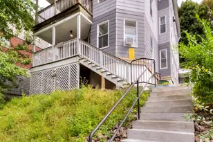 27 Rodney St, Worcester, MA 01605 - Photo 2