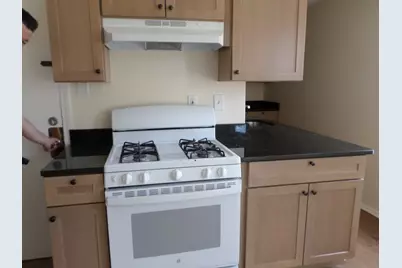 689 Broadway, Chelsea, MA 02150 - Photo 6