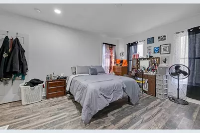 58 Marshall St, Fitchburg, MA 01420 - Photo 8