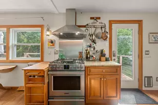 11 Acorn St, Wareham, MA 02558 - Photo 12