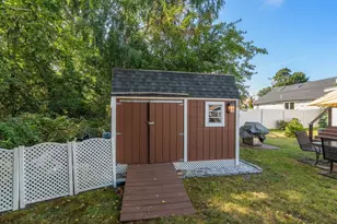 11 Acorn St, Wareham, MA 02558 - Photo 24