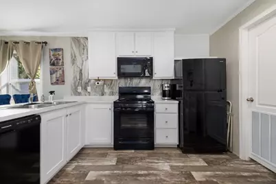 460 Collins #25, Attleboro, MA 02703 - Photo 8