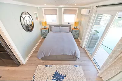 1 Pier 8 #B14, Boston, MA 02129 - Photo 26