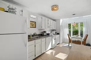 411 Maple Brook Rd, Bellingham, MA 02019 - Photo 8