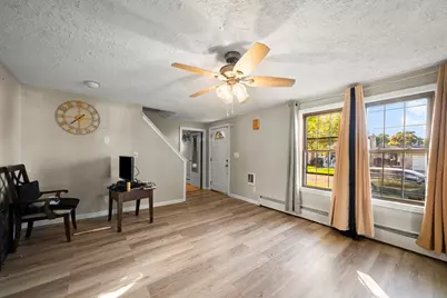 57 Ruskin St, Chicopee, MA 01020 - Photo 6