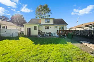57 Ruskin St, Chicopee, MA 01020 - Photo 24