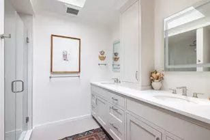 32 Lime St, Boston, MA 02108 - Photo 18