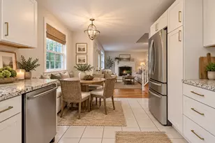22 Poskus St, Stoughton, MA 02072 - Photo 8