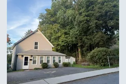 9 Spring St, Montague, MA 01376 - Photo 8