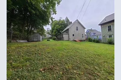 9 Spring St, Montague, MA 01376 - Photo 10