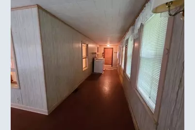 9 Spring St, Montague, MA 01376 - Photo 12