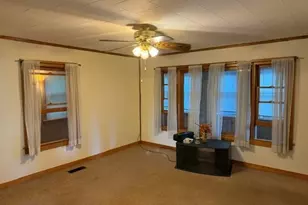 9 Spring St, Montague, MA 01376 - Photo 16