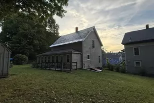 9 Spring St, Montague, MA 01376 - Photo 36