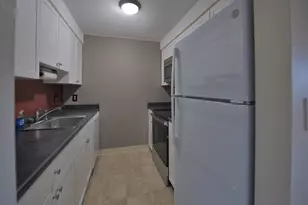 180 Main St, Bridgewater, MA 02324 - Photo 6