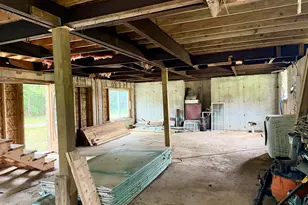 100 Bucklin Rd, Adams, MA 01220 - Photo 10