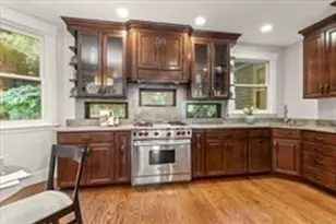 91 University Rd, Brookline, MA 02445 - Photo 6