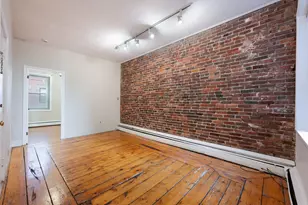 11 Revere St, Boston, MA 02114 - Photo 2
